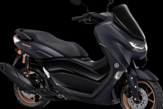 Yamaha Yamaha Lexi 155 - Tampak Belakang